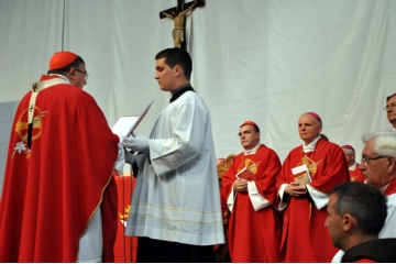 Zamolba kardinala Puljića za početak čina beatifikacije Drinskih mučenica