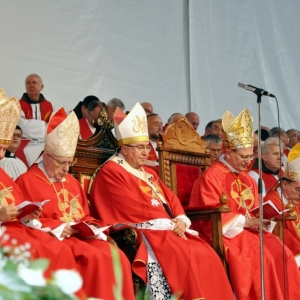 Sv. misa (8)